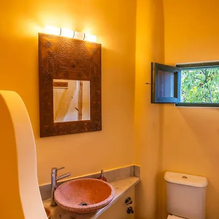 The Lookout In Mirsini - Roof Terrace - Ac - Wifi * Mirsini (Crete)