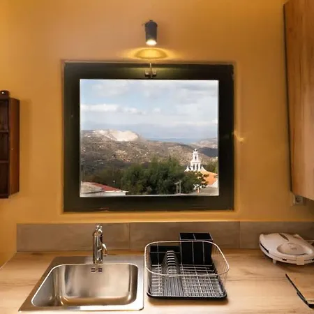 The Lookout In Mirsini - Roof Terrace - Ac - Wifi Holiday home *