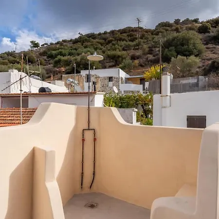 The Lookout In Mirsini - Roof Terrace - Ac - Wifi